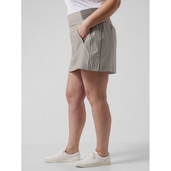 Athleta 'Brooklyn' Textured 16" Skort Athleisure Workout Casual Beach - Picture 3 of 16